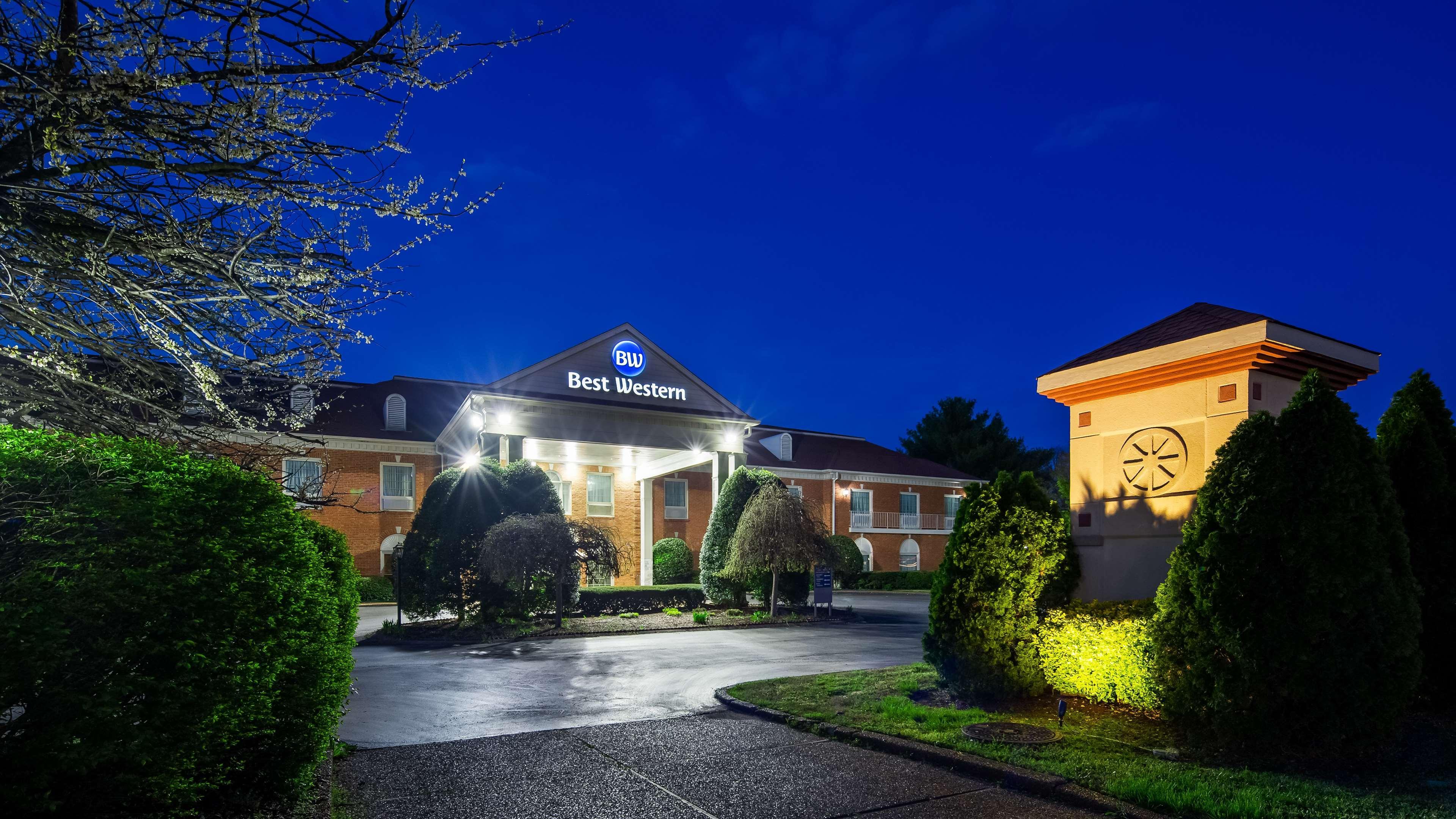 Best Western Spring Hill Inn & Suites Kültér fotó
